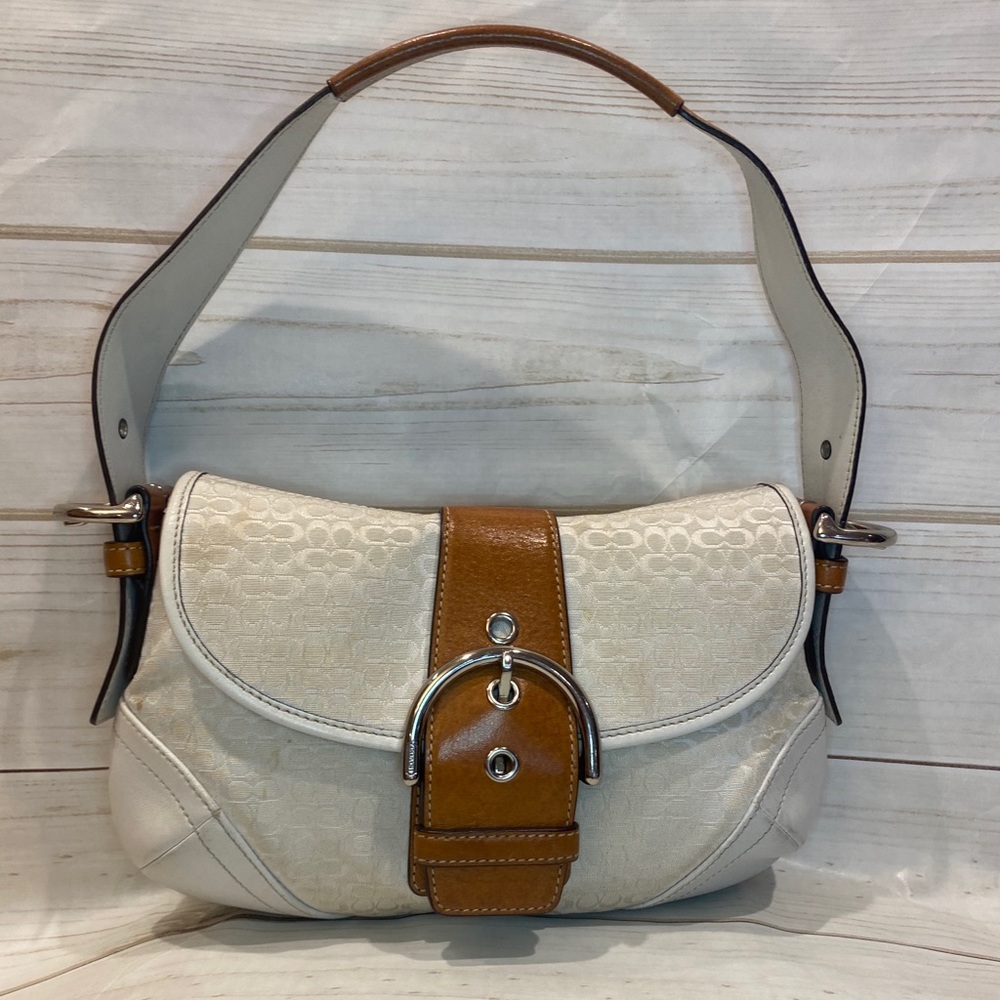 Coach L04w-6818 white shoulder bag